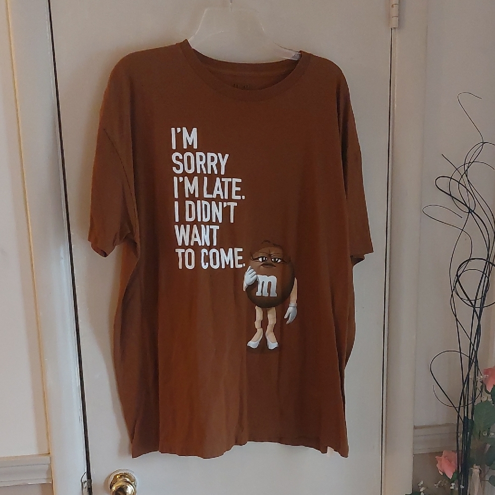 M&Ms Brown Crew Neck Short Sleeve Graphic TShirt Sz 2X